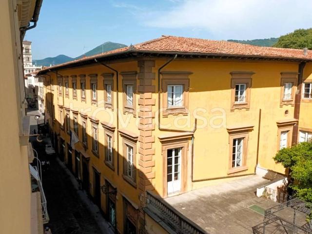 Attico in vendita a Prato piazza San Francesco, Centro Storico San Francesco