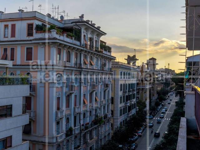 Attico in vendita a Roma via Tagliamento, 31, Trieste Coppedè