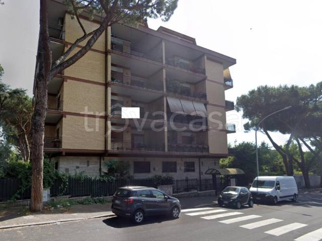 Attico in vendita a Roma via Vinicio Cortese, Mostacciano