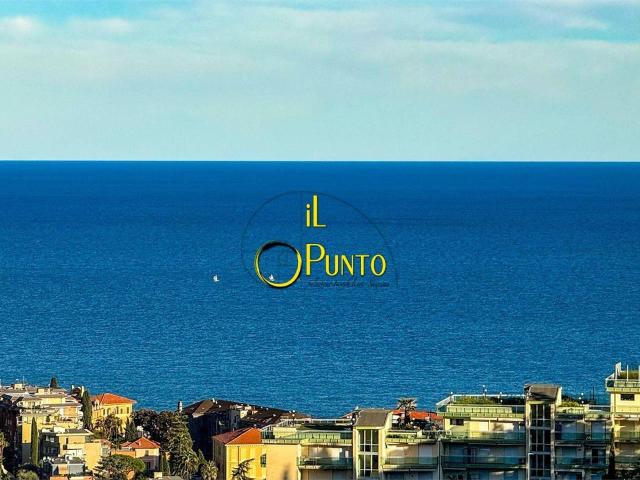 Attico in vendita a Sanremo