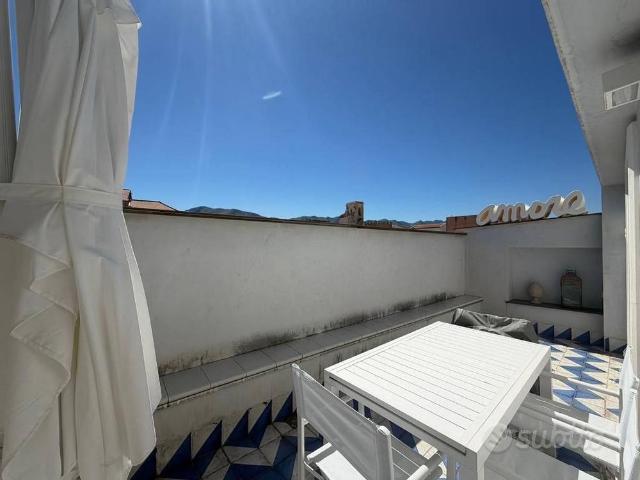 Attico / Mansarda di 110 m² con 4 locali a Palermo