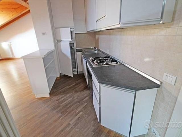 Attico / Mansarda di 124 m² con 3 locali a Bergamo