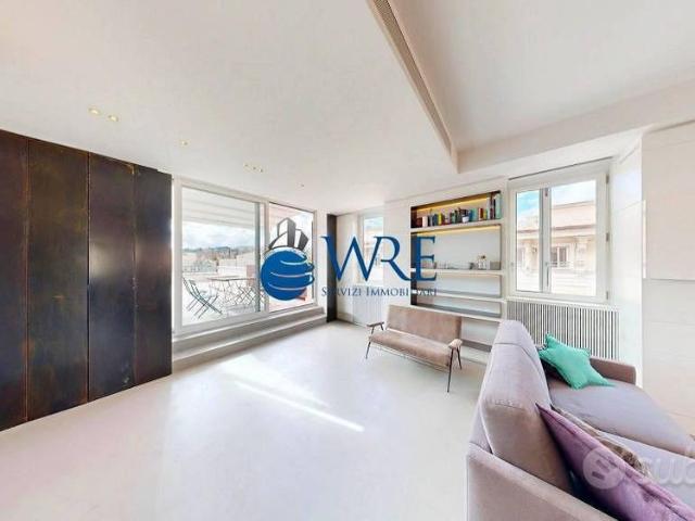 Attico / Mansarda di 135 m² con 4 locali a Roma