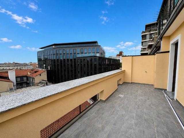Attico / Mansarda in affitto a Milano MI