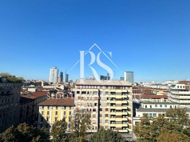 Attico / Mansarda in affitto a Milano MI