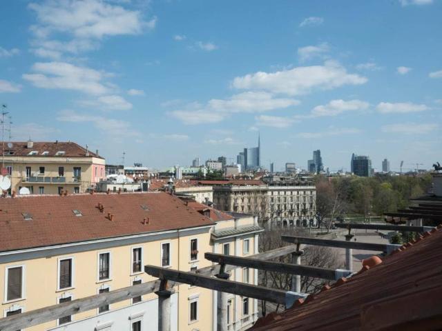 Attico / Mansarda in affitto a Milano MI