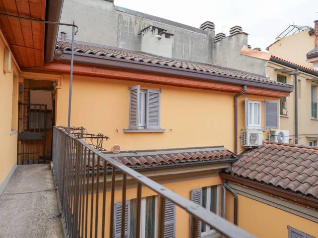 Attico / Mansarda in affitto a Milano MI