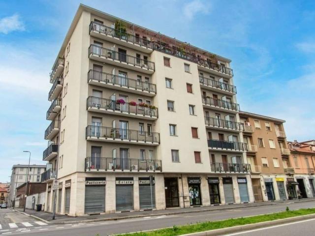 Attico / Mansarda in affitto a Milano MI