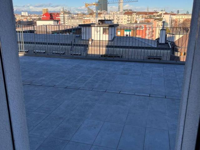 Attico / Mansarda in affitto a Milano MI