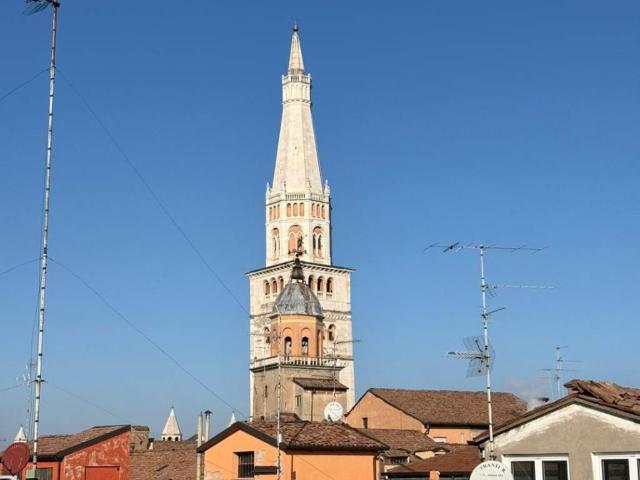 Attico / Mansarda in affitto a Modena MO