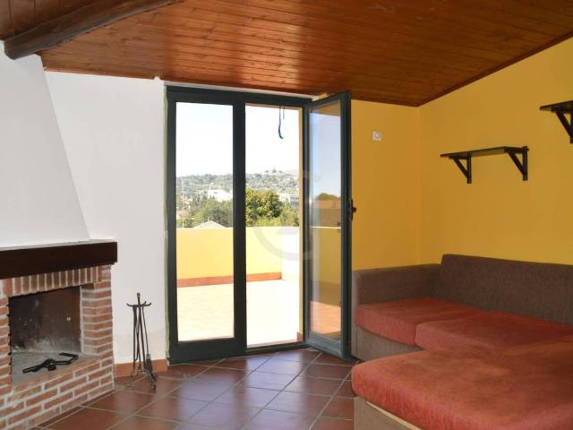 Attico / Mansarda in affitto a Aci Sant'Antonio CT