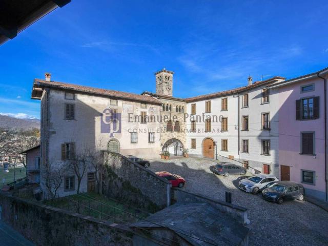 Attico / Mansarda in affitto a Bergamo BG