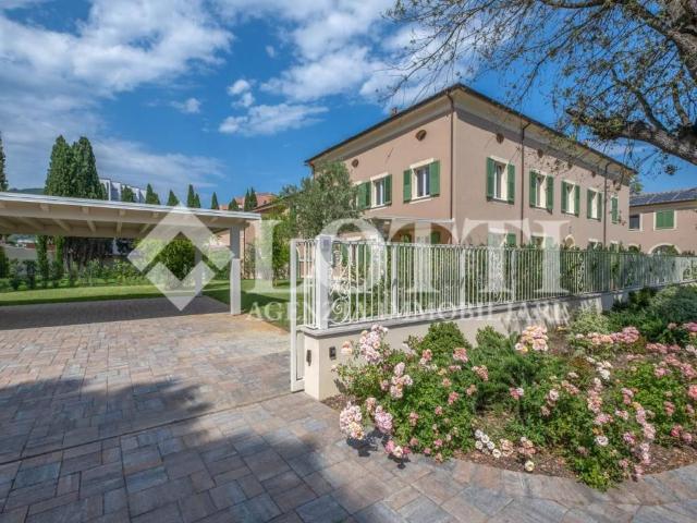 Attico / Mansarda in affitto a Cascina PI