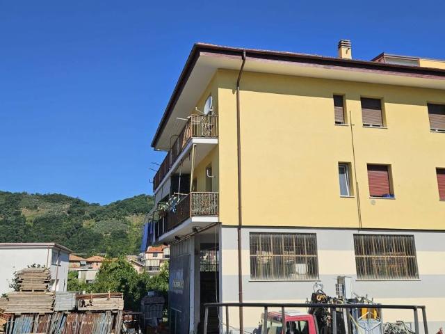 Attico / Mansarda in affitto a Carasco GE