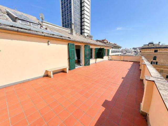 Attico / Mansarda in affitto a Genova GE