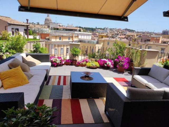 Attico / Mansarda in affitto a Roma RM