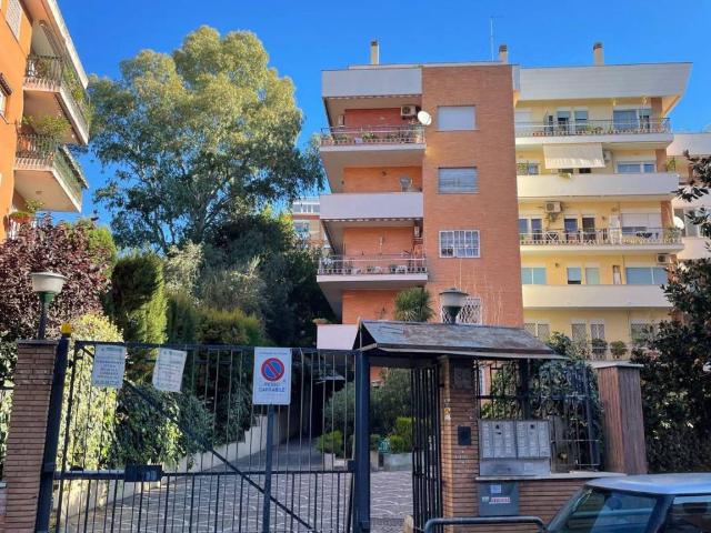 Attico / Mansarda in affitto a Roma RM
