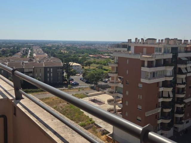 Attico / Mansarda in affitto a Roma RM