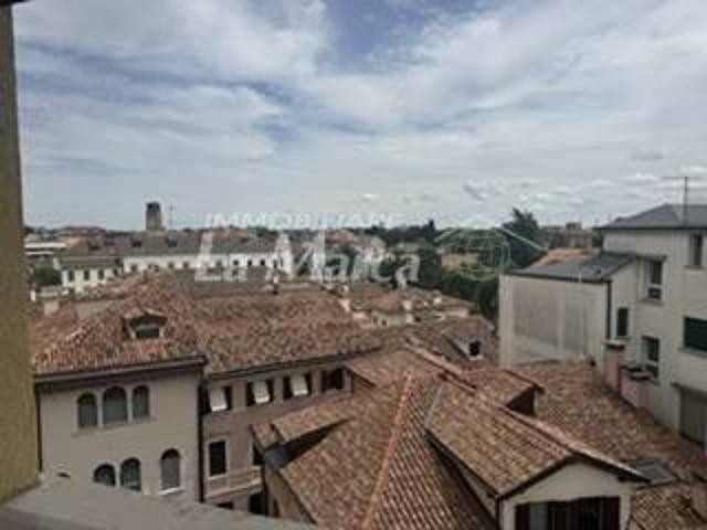 Attico / Mansarda in affitto a Treviso TV