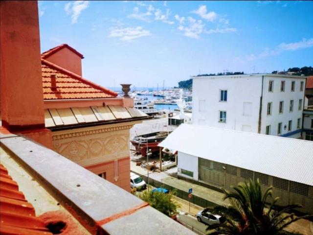 Attico / Mansarda in affitto a Varazze SV