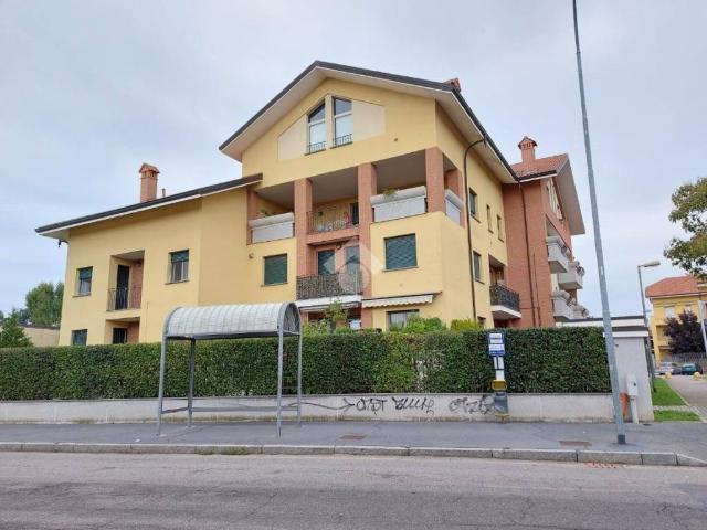 Attico / Mansarda in affitto a Vittuone MI