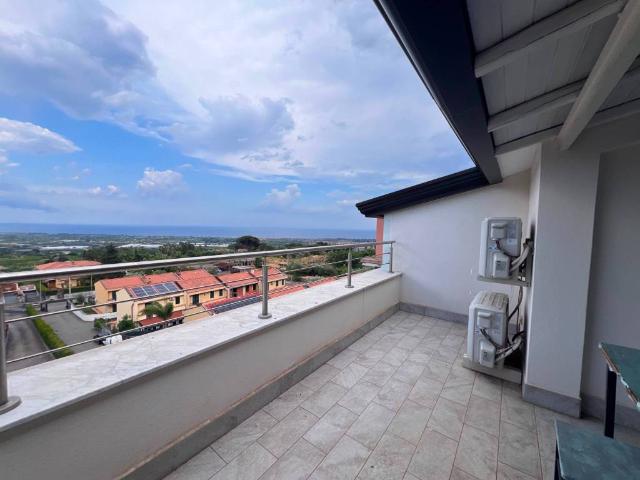 Attico / Mansarda in vendita a Mascali CT