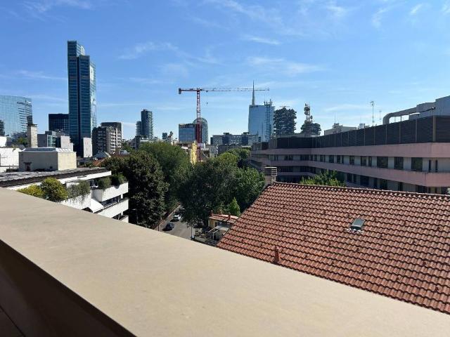 Attico / Mansarda in vendita a Milano MI