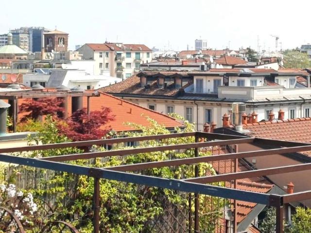 Attico / Mansarda in vendita a Milano MI