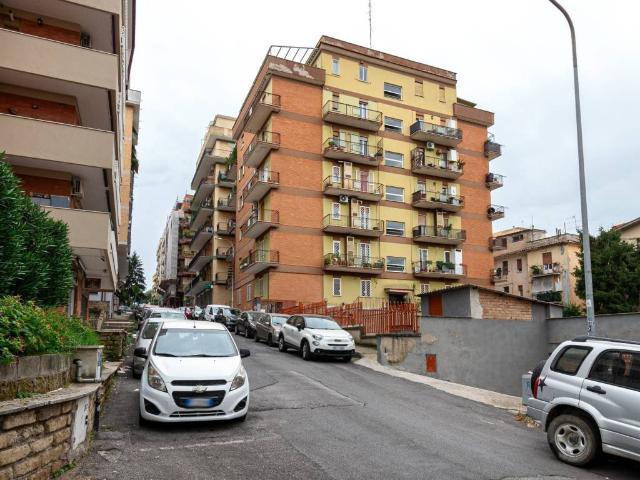 Attico / Mansarda in vendita a Monterotondo RM