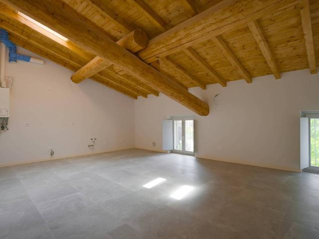 Attico / Mansarda in vendita a Montichiari BS