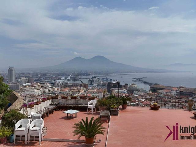 Attico / Mansarda in vendita a Napoli NA