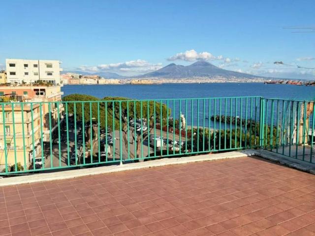 Attico / Mansarda in vendita a Napoli NA