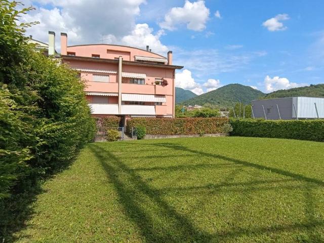 Attico / Mansarda in vendita a Alzano Lombardo BG