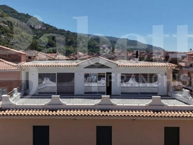 Attico / Mansarda in vendita a Amantea CS