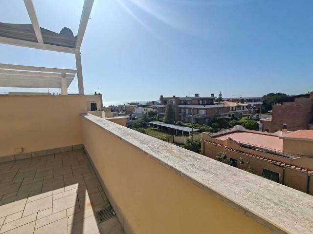 Attico / Mansarda in vendita a Anzio RM