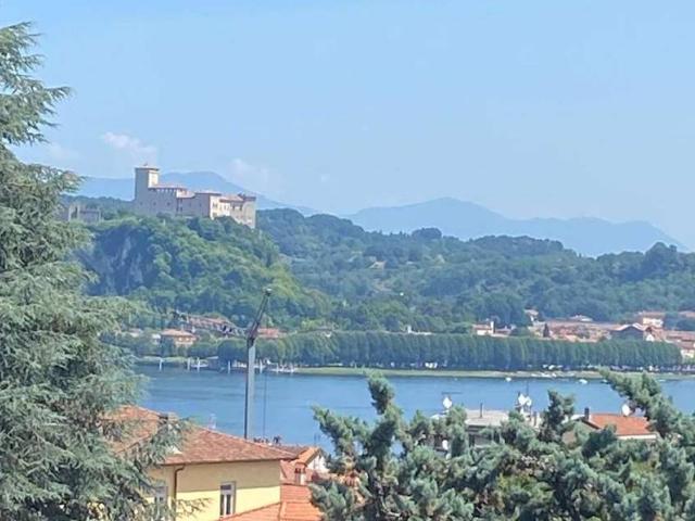 Attico / Mansarda in vendita a Arona NO
