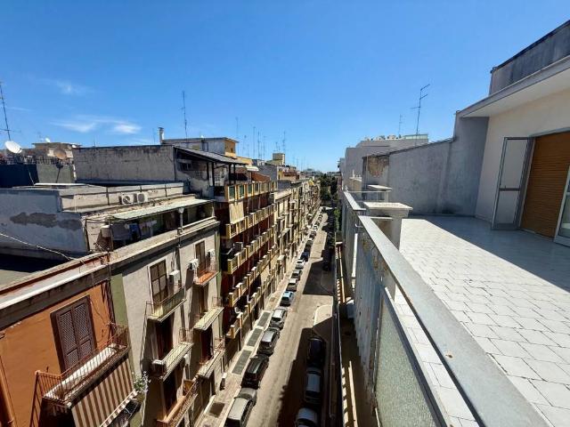Attico / Mansarda in vendita a Bari BA