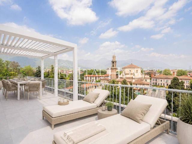 Attico / Mansarda in vendita a Bergamo BG