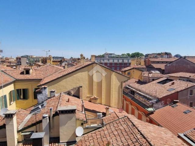 Attico / Mansarda in vendita a Bologna BO