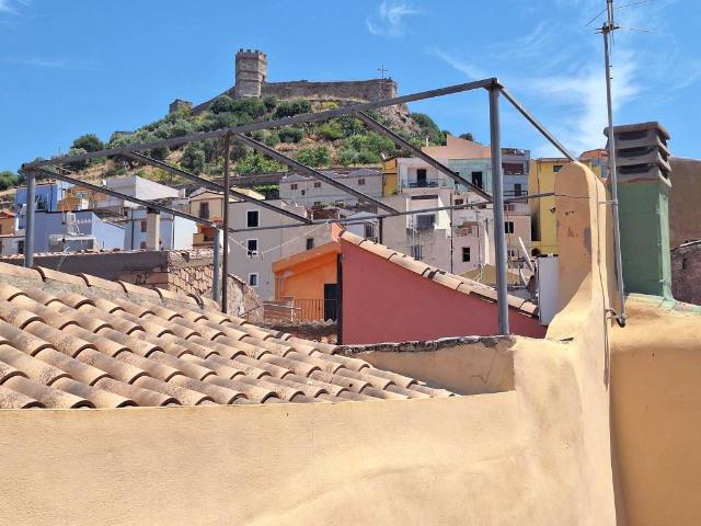 Attico / Mansarda in vendita a Bosa OR