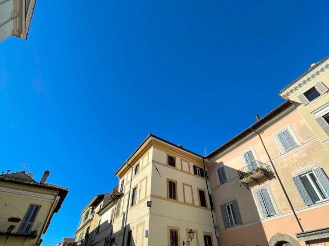 Attico / Mansarda in vendita a Castel Gandolfo RM