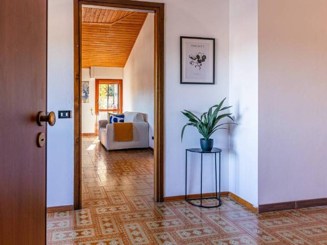 Attico / Mansarda in vendita a Caronno Varesino VA