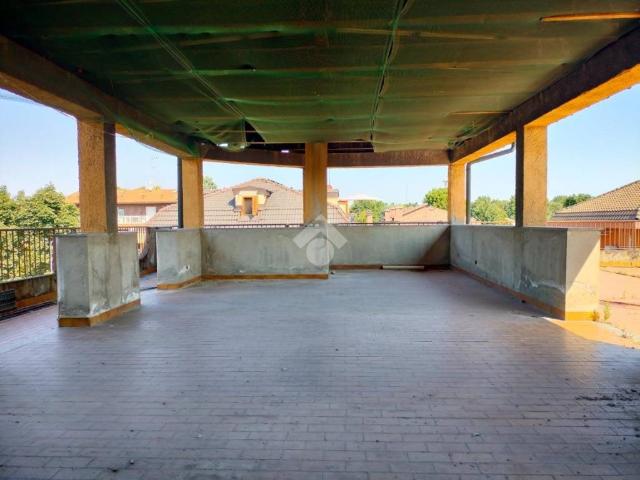 Attico / Mansarda in vendita a Cesano Boscone MI