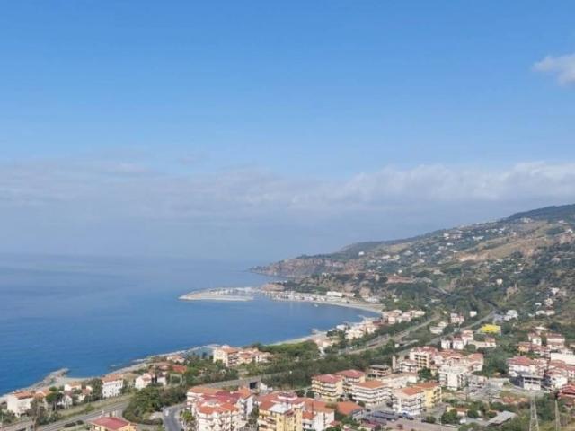 Attico / Mansarda in vendita a Cetraro CS