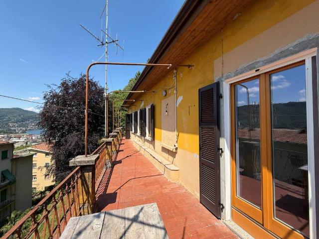 Attico / Mansarda in vendita a Como CO