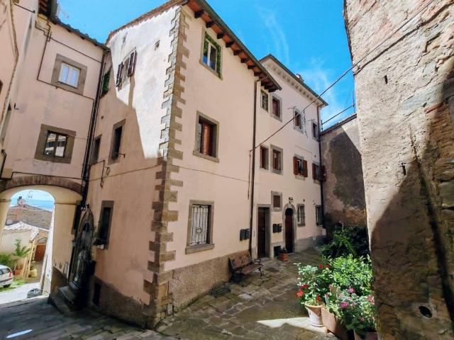 Attico / Mansarda in vendita a Cortona AR