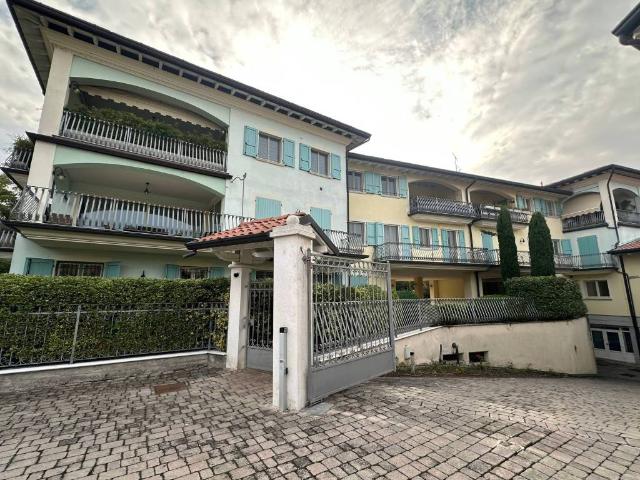 Attico / Mansarda in vendita a Desenzano del Garda BS