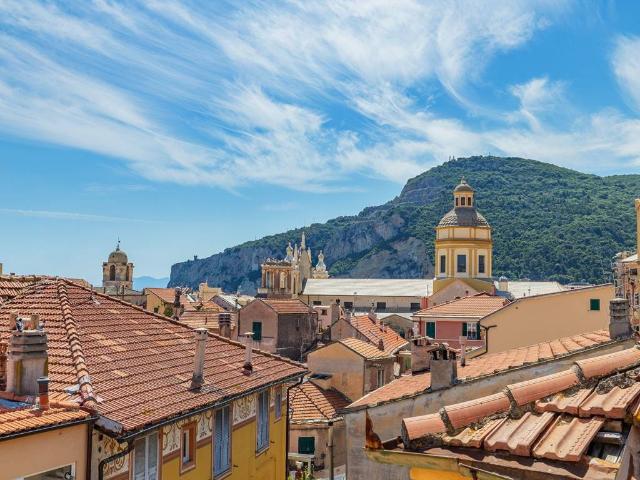 Attico / Mansarda in vendita a Finale Ligure SV