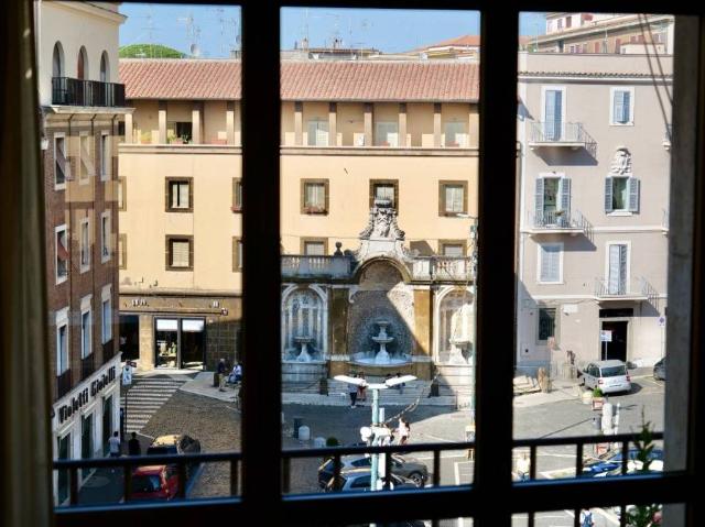Attico / Mansarda in vendita a Frascati RM