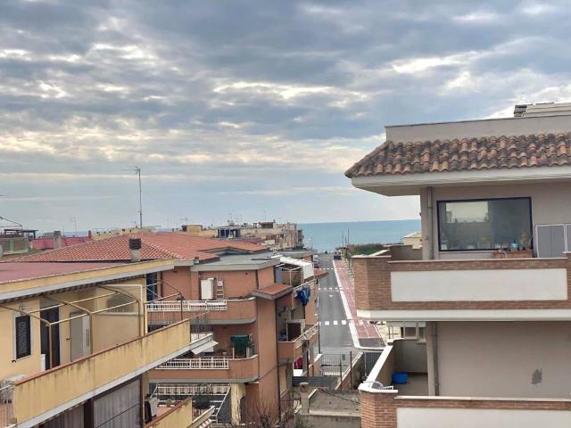 Attico / Mansarda in vendita a Ladispoli RM